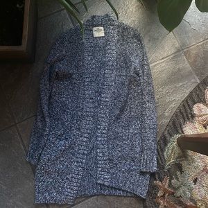 gray hollister cardigan